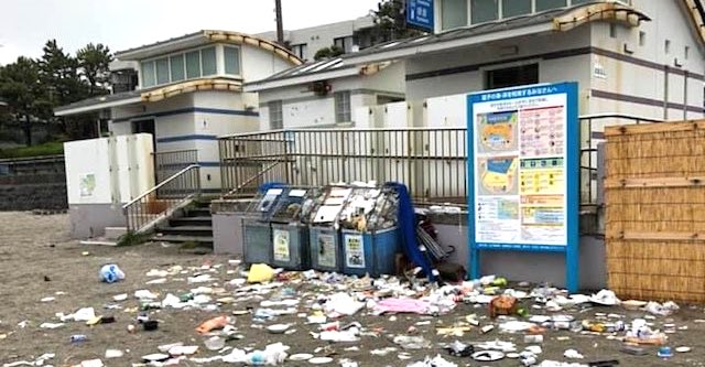 【話題】『週末の湘南某海岸です…』